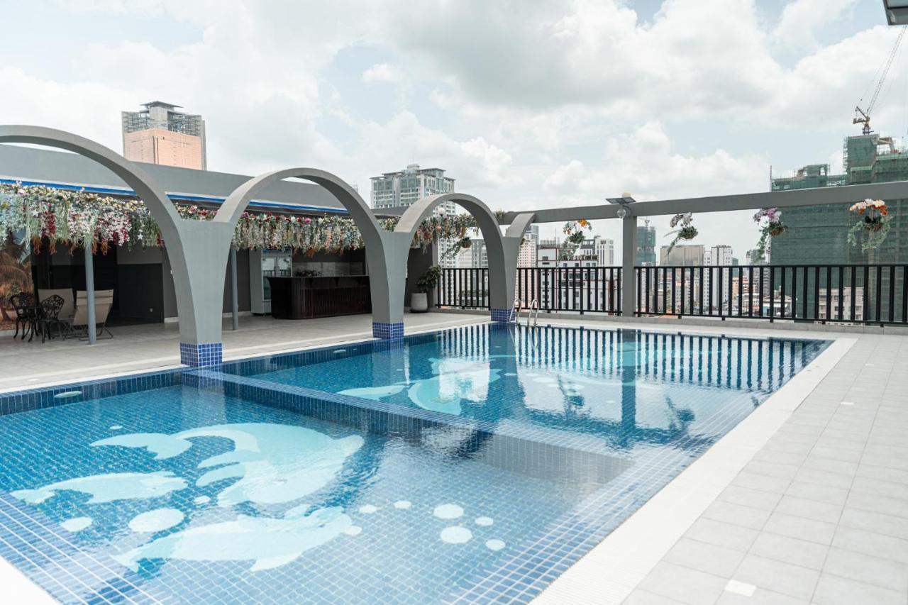 The Onra Hotel Phnom Penh Exterior foto